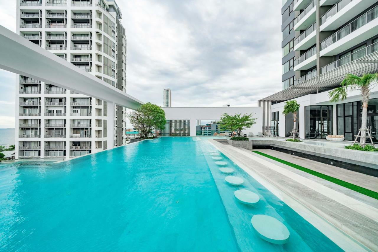 Pattaya Aeras Condotel Джомтьєн-Біч Екстер'єр фото
